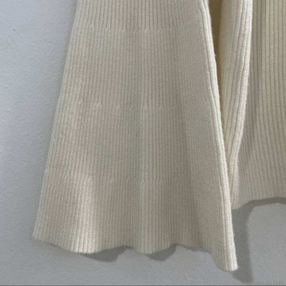 NEW! ANTHROPOLOGIE MOTH Ribbed Bell Sleeve Turtleneck Sweater in CREAM (S) - Picture 9 of 10